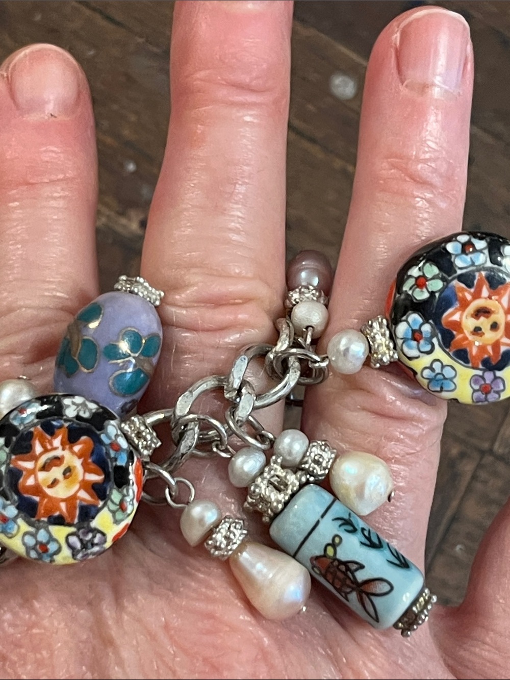 Artisan freshwater Pearl Charm Bracelet -cloisonné/enamel /milifori /charms - Picture 10 of 13